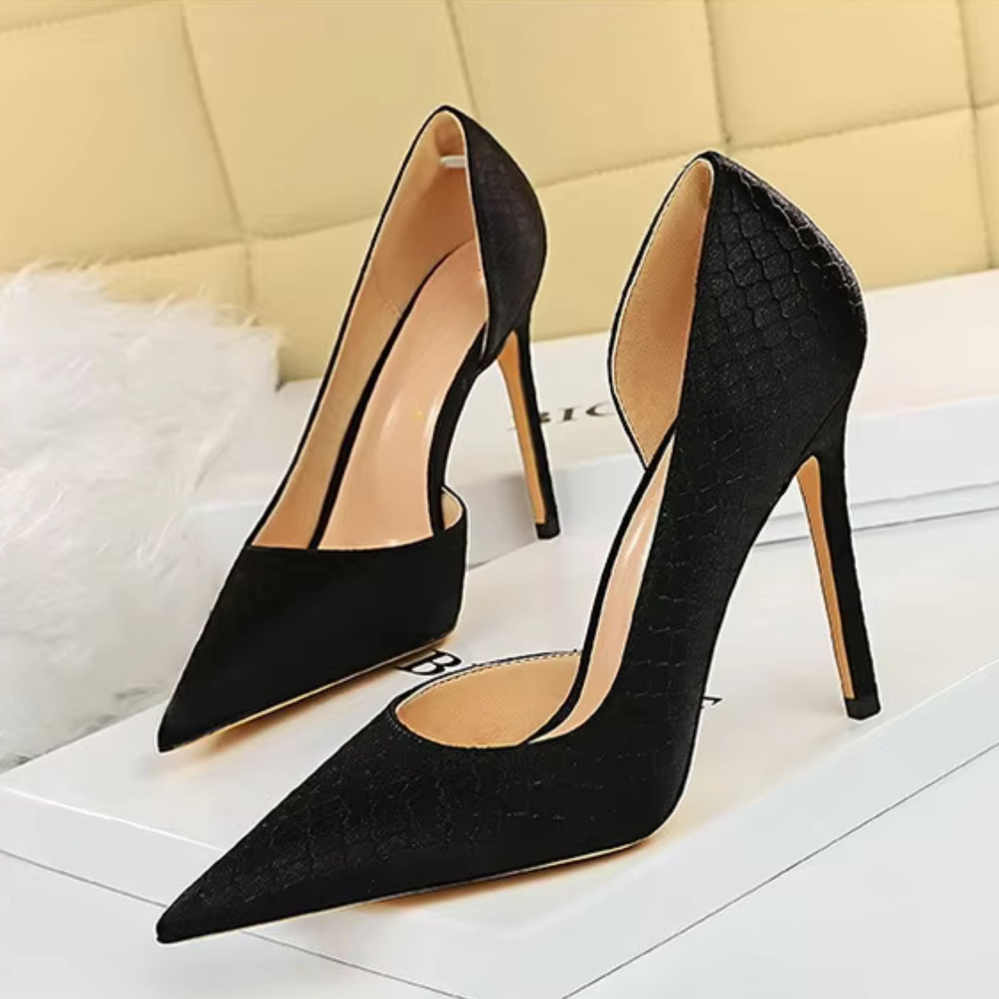 Women’s Stiletto Heels – Pointed Toe – Textured Luxury Finish – Sleek Slip-On Fit