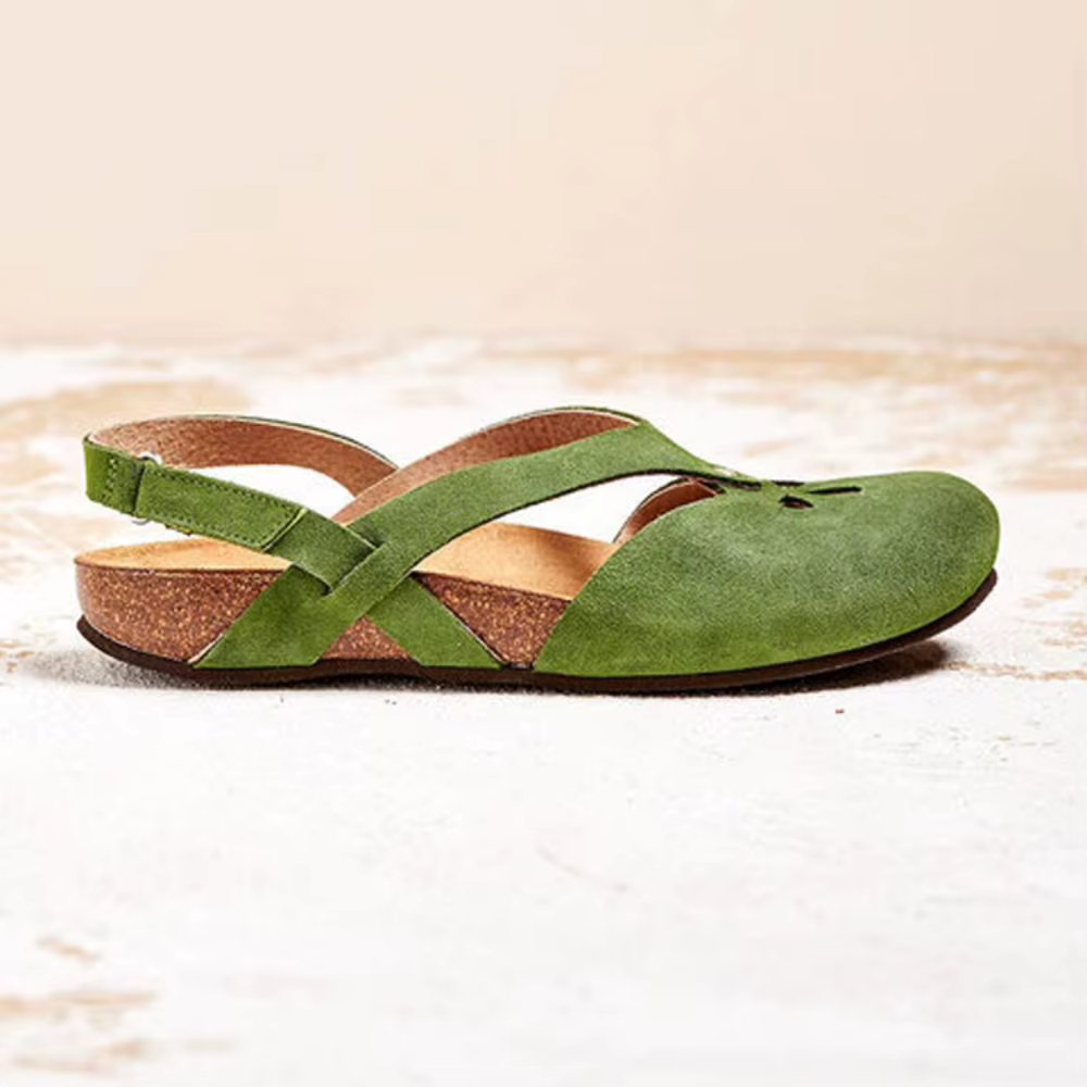 Women’s Flat Sandals – Open Toe – Cut-Out Detail – Cushioned Insole – Ankle Strap