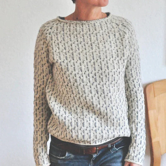 Women's Elegant Round Neck Sweater - LuxeKnit