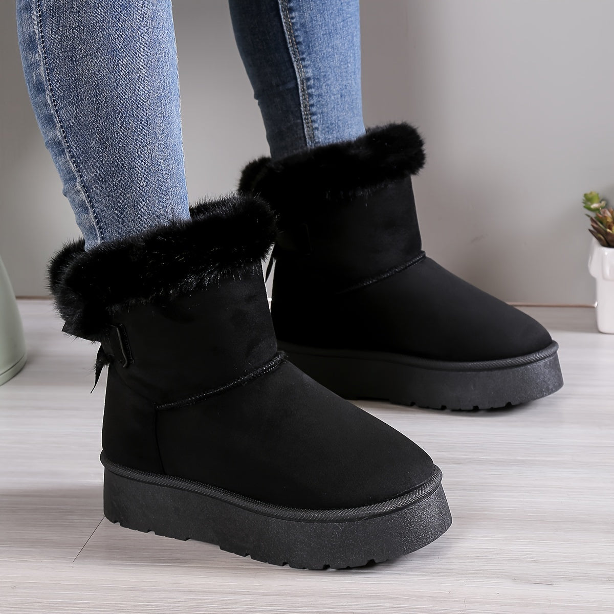 Women’s Ankle Boots – Suede Finish – Faux Fur Lined – Platform Sole – Bow Detail Black