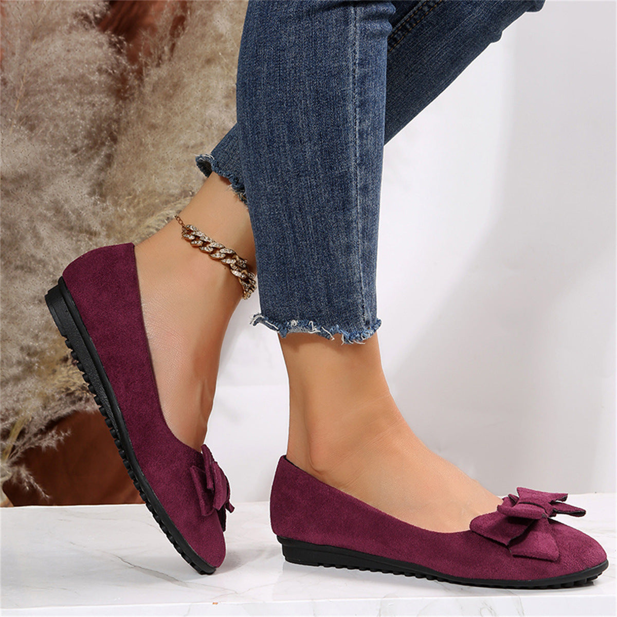 Women’s Ballet Flats – Suede-Look – Slip-On – Bow Detail – Casual Footwear Red