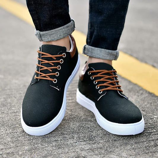 Men’s Low-Top Sneakers – Breathable Blend – Lace-Up Fit – Cushioned Rubber Sole Black