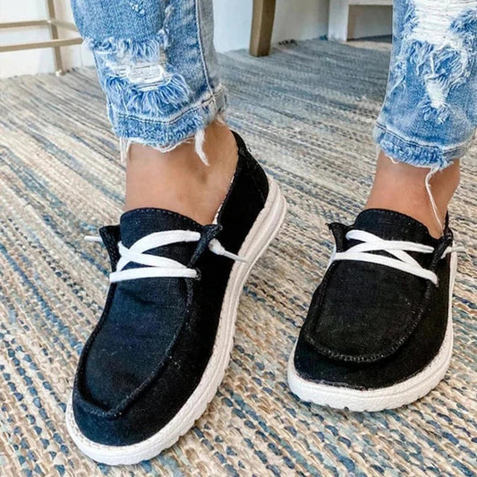 Women’s Lace-Up Shoes – Breathable Blend – Lightweight Fit – Cushioned Sole Black