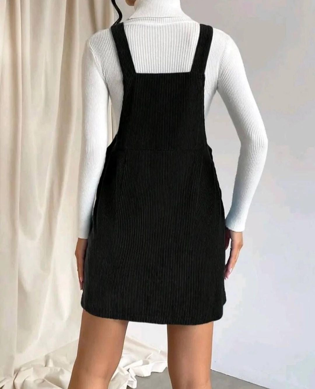 Women’s Midi Dress – Corduroy Ribbed Texture – Relaxed Fit – Adjustable Straps – Pocket Black