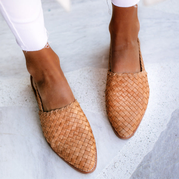 Women’s Slip-On Flats – Woven Texture – Pointed Toe – Flexible Breathable Fit Beige